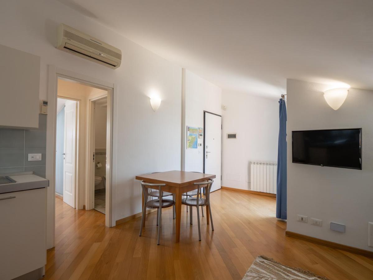 Appartamento Mimosa "A Casa Felice" Pietra Ligure Buitenkant foto
